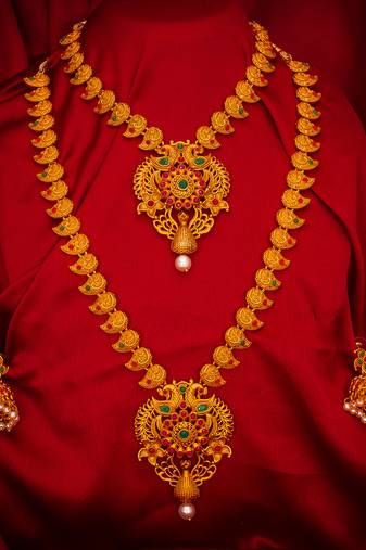 multicolor Traditinal Gold Plated Alloy Necklace
