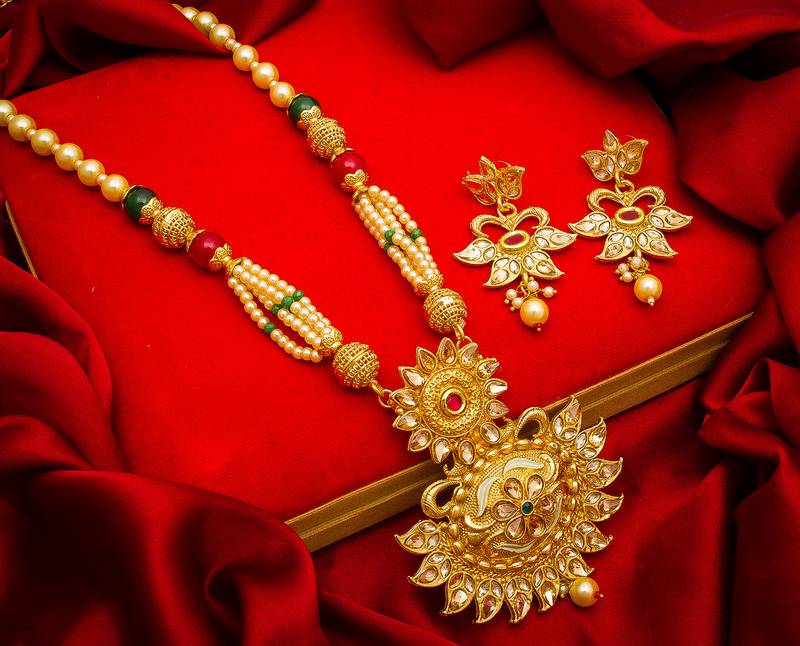 multicolor Traditinal Gold Plated Alloy Necklace