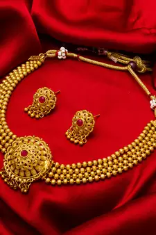 multicolor Traditinal Gold Plated Alloy Necklace