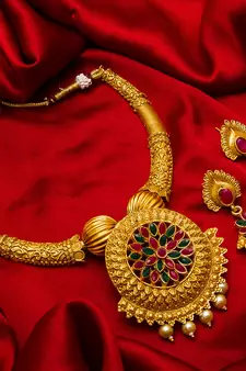 multicolor Traditinal Gold Plated Alloy Necklace