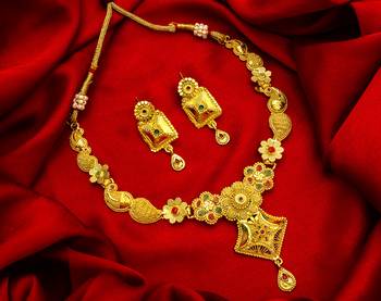 multicolor Traditinal Gold Plated Alloy Necklace 1