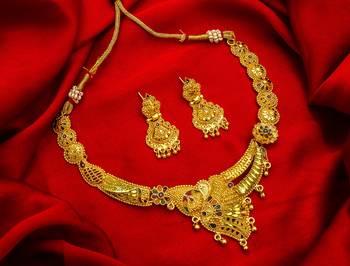 multicolor Traditinal Gold Plated Alloy Necklace 1