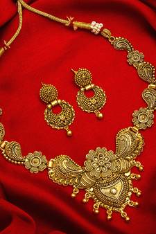 multicolor Traditinal Gold Plated Alloy Necklace