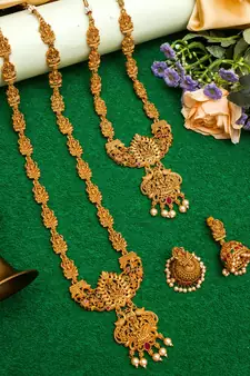 multicolor Traditinal Gold Plated Alloy Necklace
