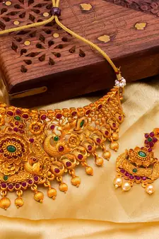 multicolor Traditinal Gold Plated Alloy Necklace