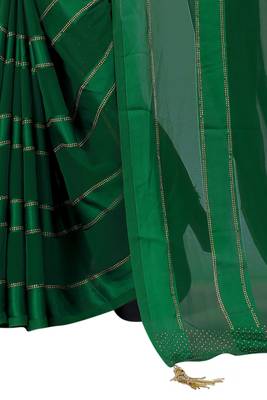 Green Plain Georgette Saree With Blouse 3