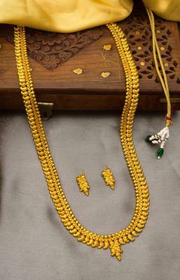 multicolor Traditinal Gold Plated Alloy Necklace 1