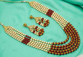 multicolor Traditinal Gold Plated Alloy Necklace 1