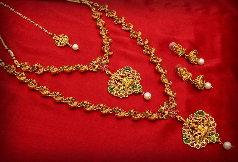 multicolor Traditinal Gold Plated Alloy Necklace