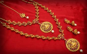 multicolor Traditinal Gold Plated Alloy Necklace 1