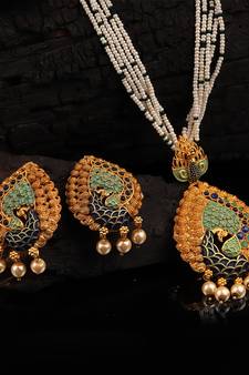 Multicolor Gold plated Stone Studded  Necklace Set