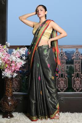 Black woven khadi saree with blouse 2
