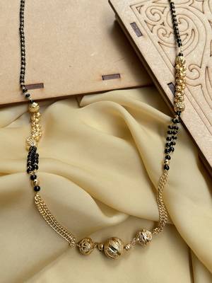 Gold mangalsutra 1