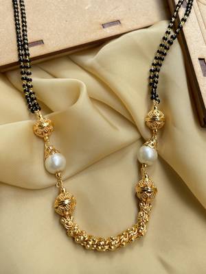 Gold mangalsutra 1