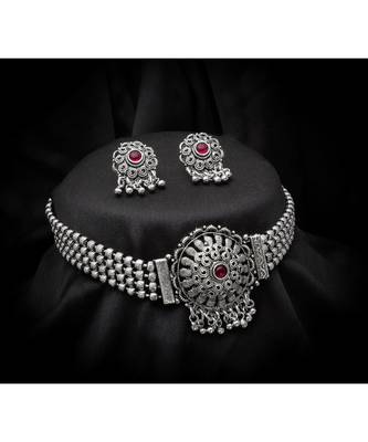 Maroon Tradtional silver Plated Alloy Necklace 1