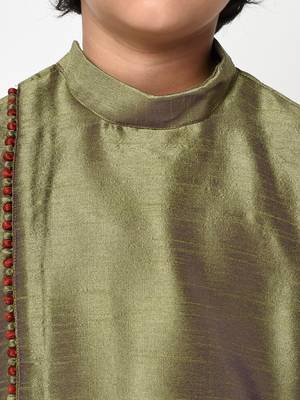 Boys Olive Green & Red Solid Kurta with Dhoti Pants & Dupatta 2