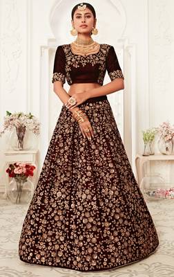 Maroon Thread Dori And Sequins Embroidered Velvet Lehenga Choli For Bride 4