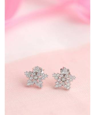 Sparkling Star studs in 925 silver 2