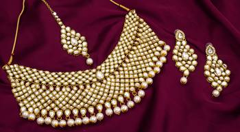 multicolor Traditinal Gold Plated Alloy Necklace 1