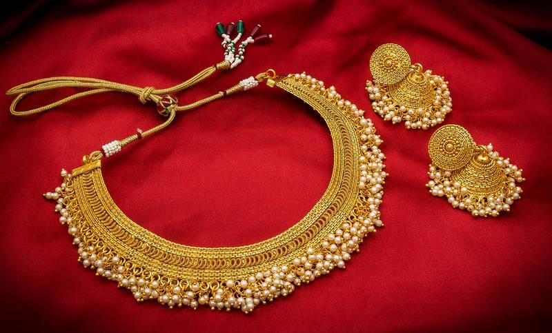 multicolor Traditinal Gold Plated Alloy Necklace