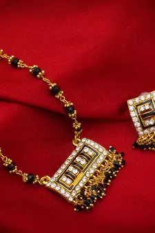 multicolor Traditinal Gold Plated Alloy Necklace