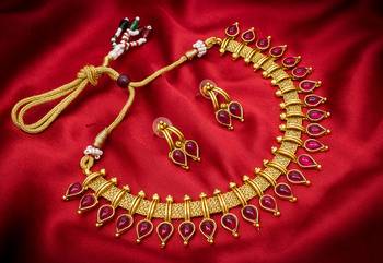 multicolor Traditinal Gold Plated Alloy Necklace 1