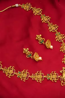 multicolor Traditinal Gold Plated Alloy Necklace