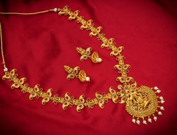 multicolor Traditinal Gold Plated Alloy Necklace 1