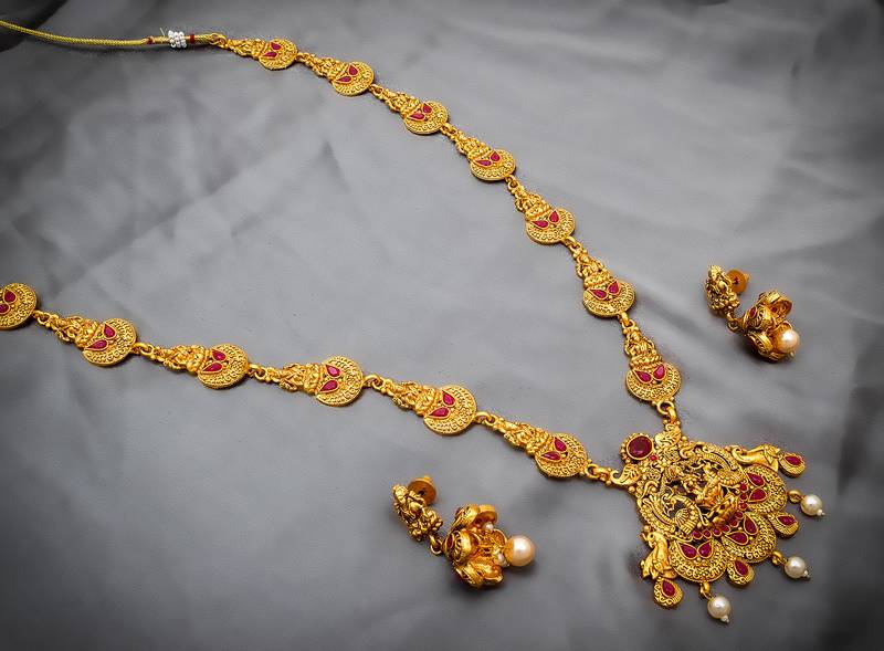 multicolor Traditinal Gold Plated Alloy Necklace