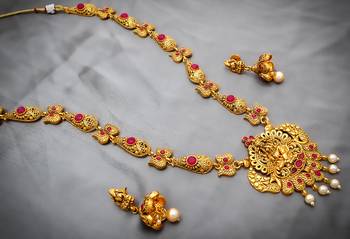 multicolor Traditinal Gold Plated Alloy Necklace 1