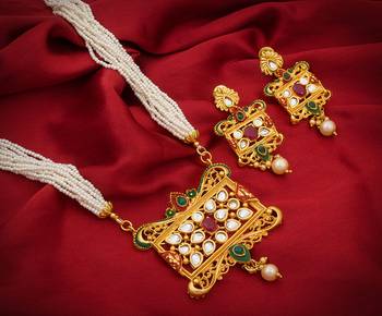 multicolor Traditinal Gold Plated Alloy Necklace 1