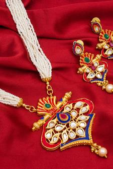 multicolor Traditinal Gold Plated Alloy Necklace