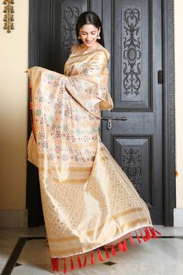 White woven silk saree with blouse 2
