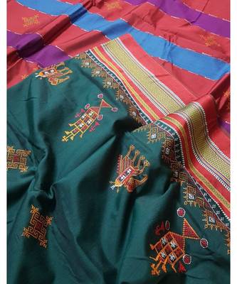 green blended cotton embroidered   saree with blouse 4