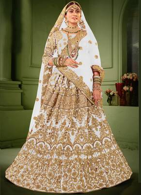 White Velvet Heavy Embroidery Bridal Lehenga 2