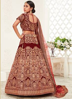 Maroon Velvet Heavy Embroidery Bridal Lehenga 3
