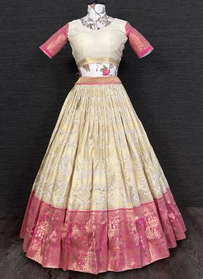 Cream Banarasi Jaquard Bridal Lehenga 2