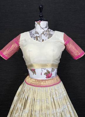 Cream Banarasi Jaquard Bridal Lehenga 3