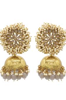 Grey kundan Yellow Gold Alloy   pair of Earring