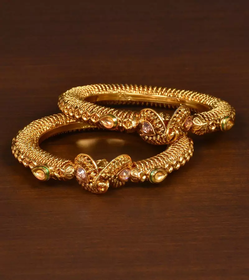 Gold Plated Kundan Embellished Gheru Copper made Bangle Set BD525