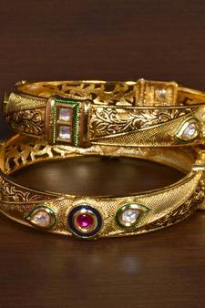 Copper made Kundan and Ruby Stone Embellished Matte Finish Bangles Set BD528