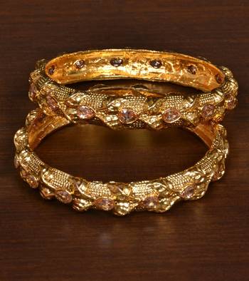 Gold Plated Stone Embellished Bangle Set for Women BD531 1