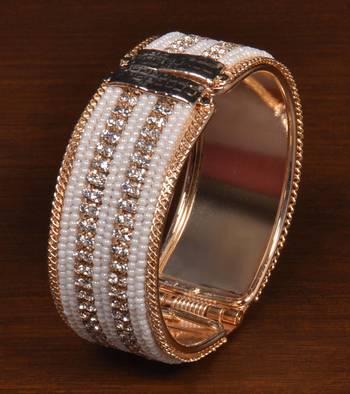 Gold plated zircon and seed beads embellished bracelet BD551 1