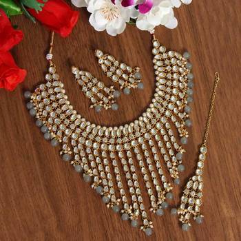 Grey necklace-sets 1
