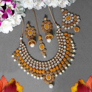 Yellow necklace-sets 1