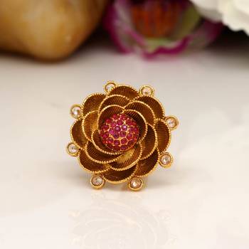 Gold rings 1