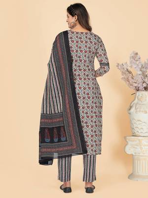 Beige Hand Work Cotton Straight Stitched Kurta Pant With Dupatta 3
