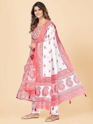 Peach Printed Anarkali Cotton Stitched Kurta Pant With Dupatta 4