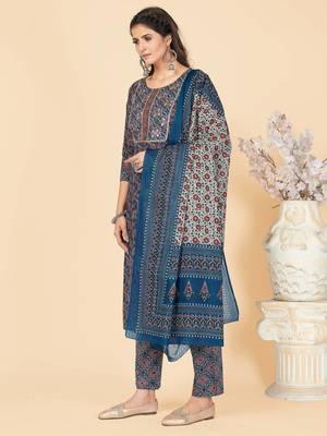Blue Hand Work Cotton Straight Stitched Kurta Pant With Dupatta 4
