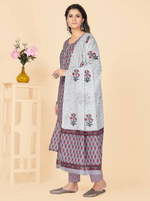 Lavender Embroidered Cotton Straight Stitched Kurta Pant With Dupatta 4